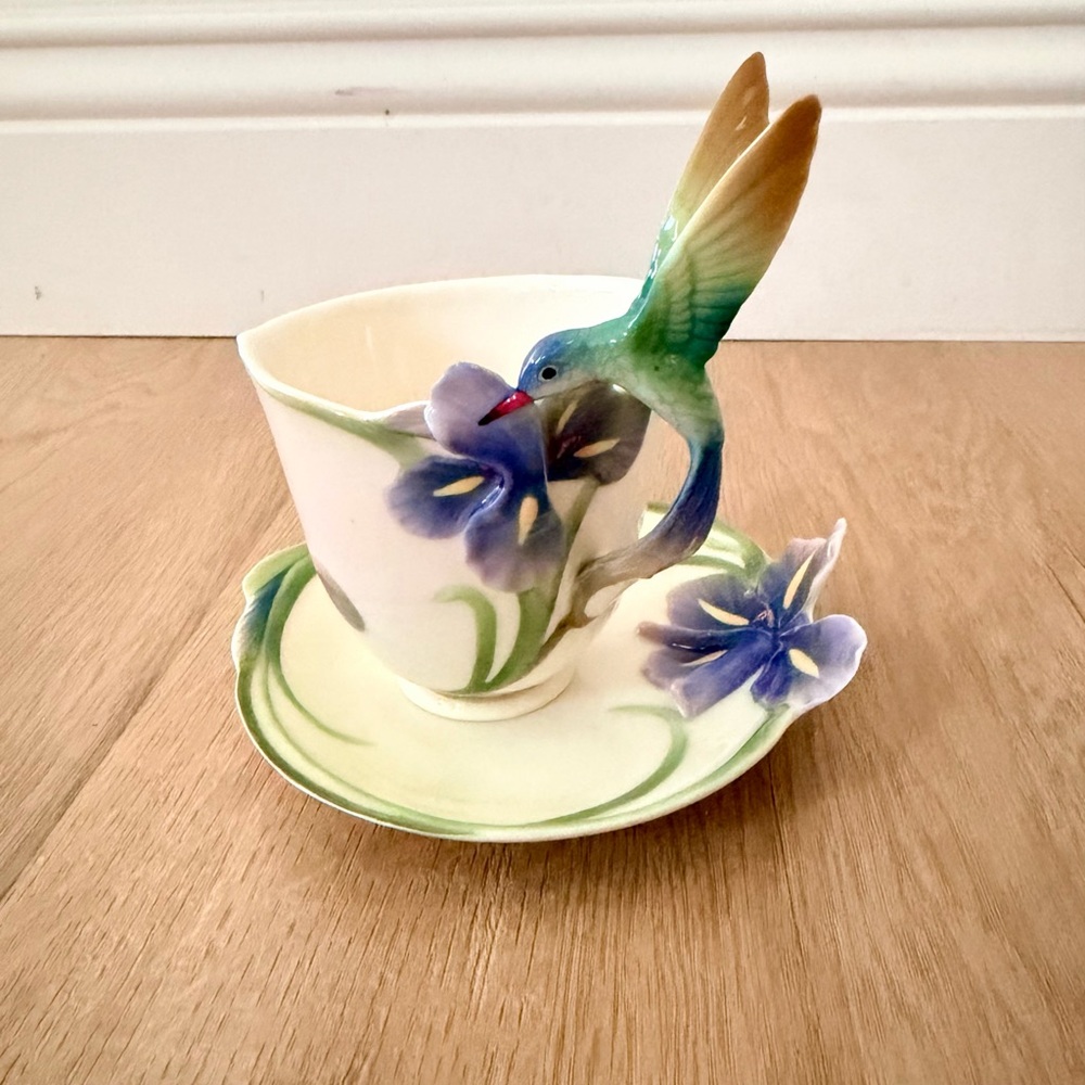 Franz Collection Hummingbird & Blue‎ Iris Porcelain Cup & Saucer Set FZ00129